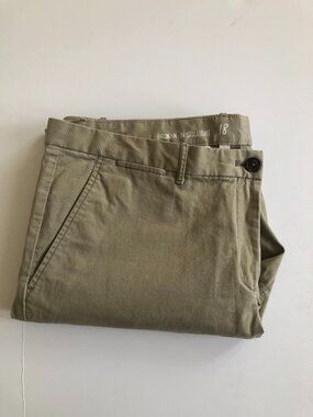 Gap Broken In Straight Khakis, Size 18
